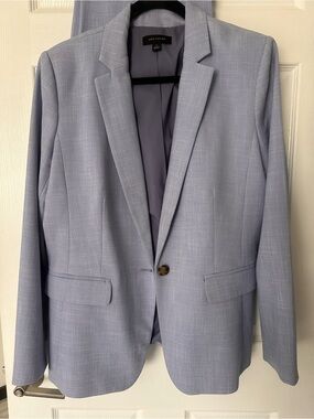 Ann Taylor Light Blue WoMen's Blazer Pant Suit Size 12